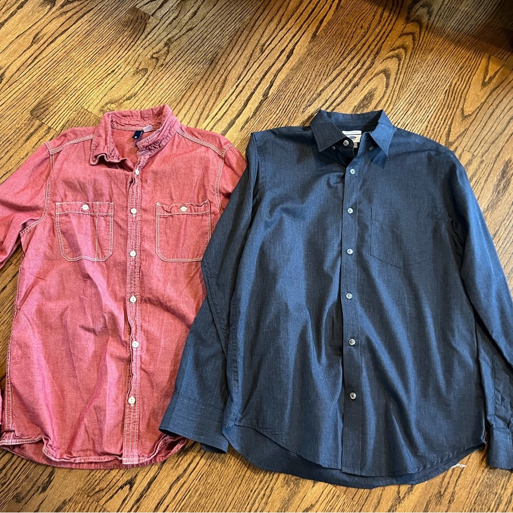 Men’s size small dress shirts bundle